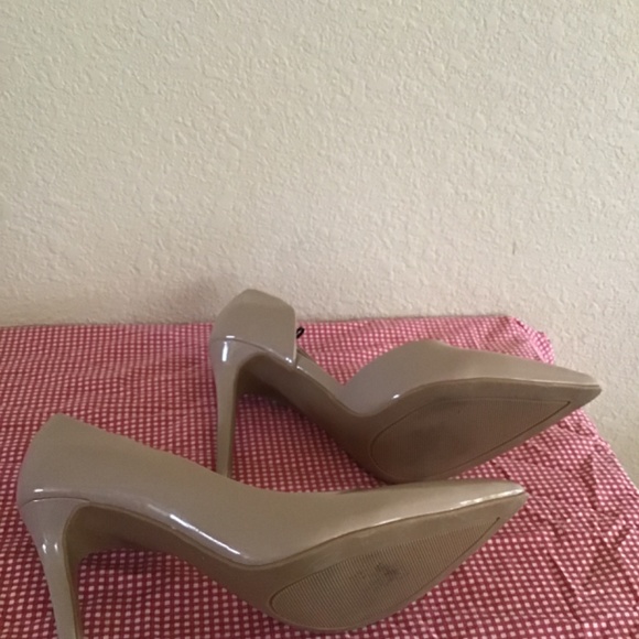 Steve Madden Heels Sz 9 - Picture 2 of 3
